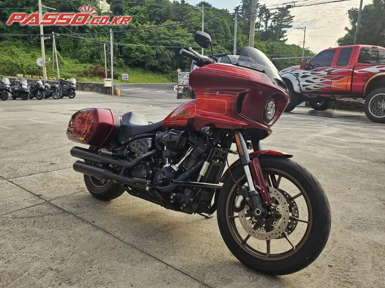 Harley-Davidson Low Rider ST