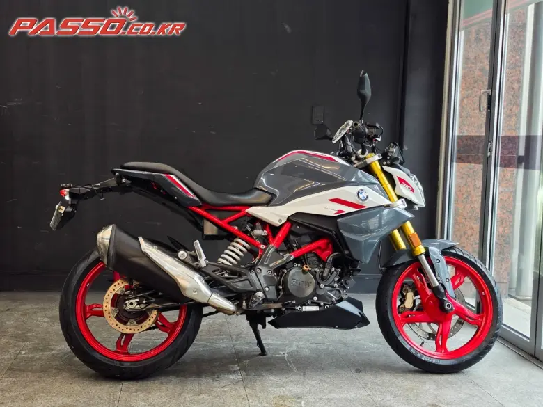 BMW G 310 R