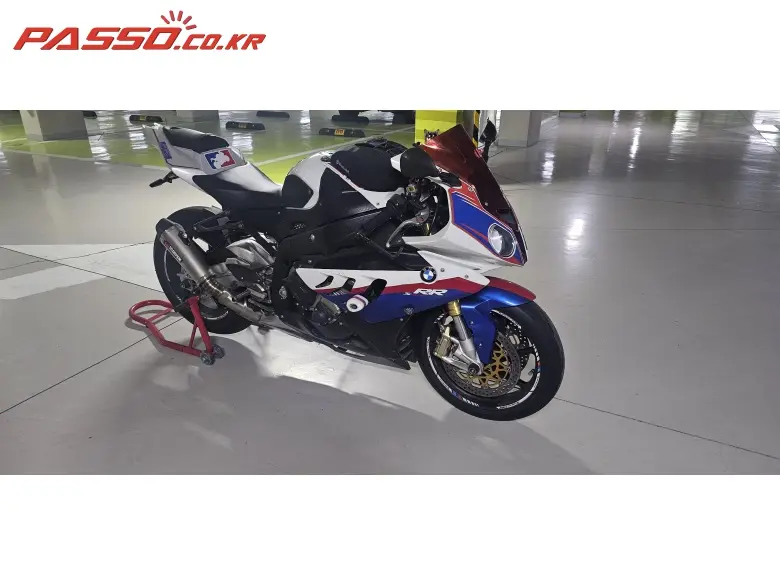 BMW S 1000 RR