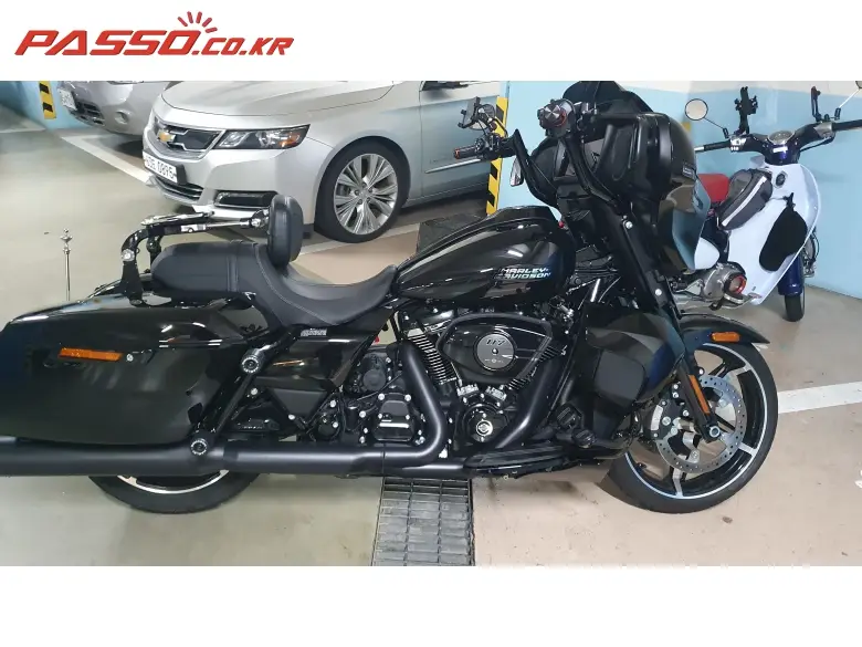 Harley-Davidson Street Glide Special