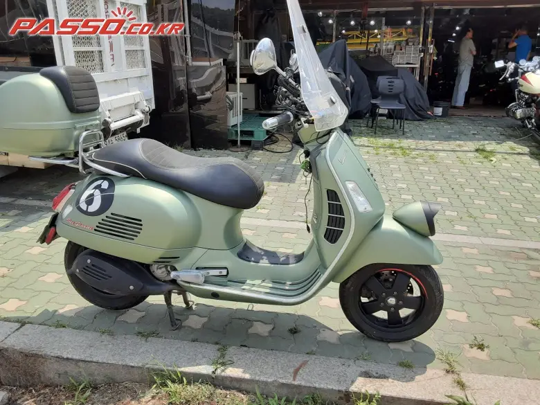 Vespa GTV 300 Sei Giorni