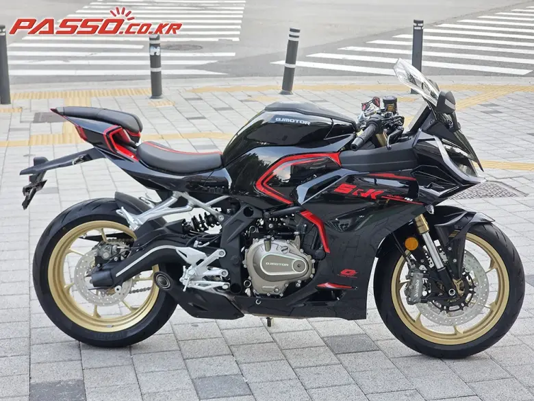 QJMotor SRK 421 RR