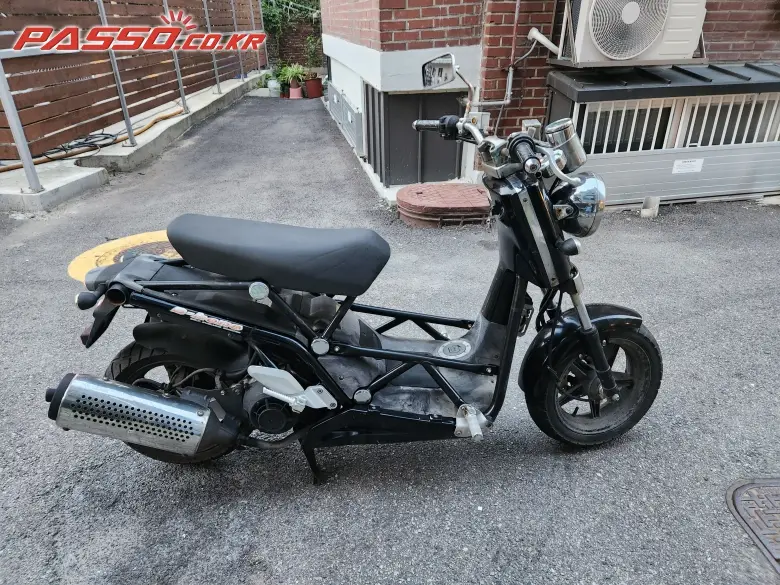 DNA Motors / Daelim B-Bone