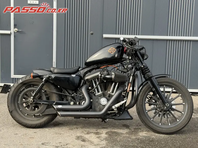 Harley-Davidson Iron 883