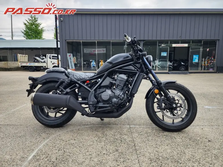 Honda Rebel 1100 MT
