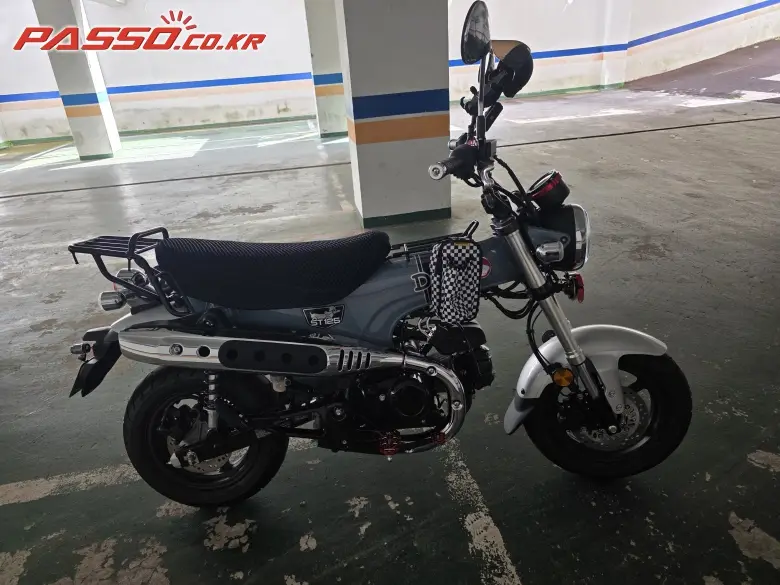 Honda ST 125 Dax
