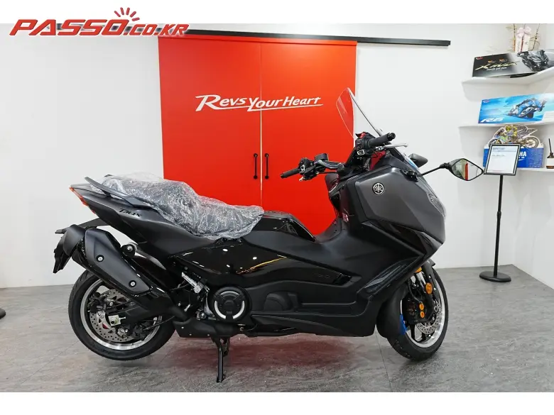 Yamaha TMAX 560