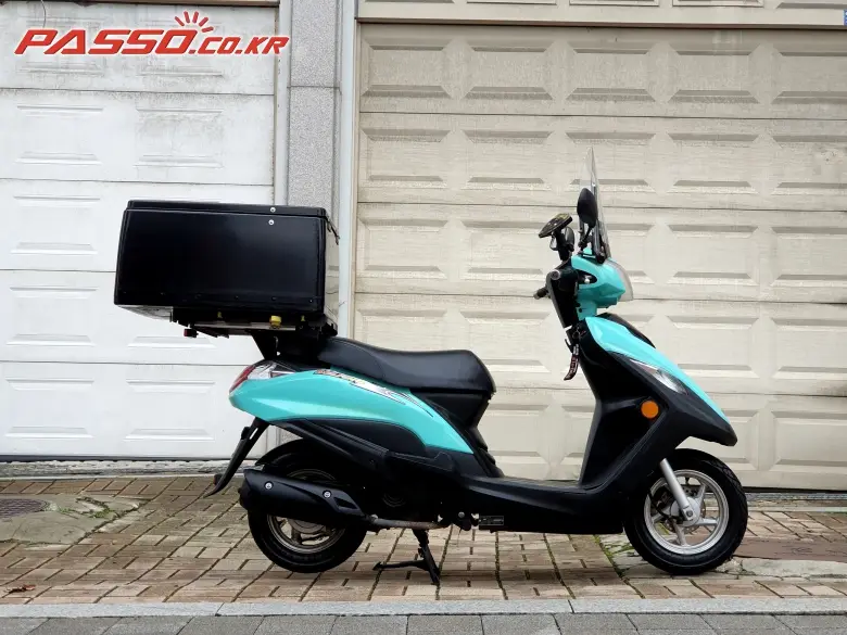 DNA Motors / Daelim VF 100 F