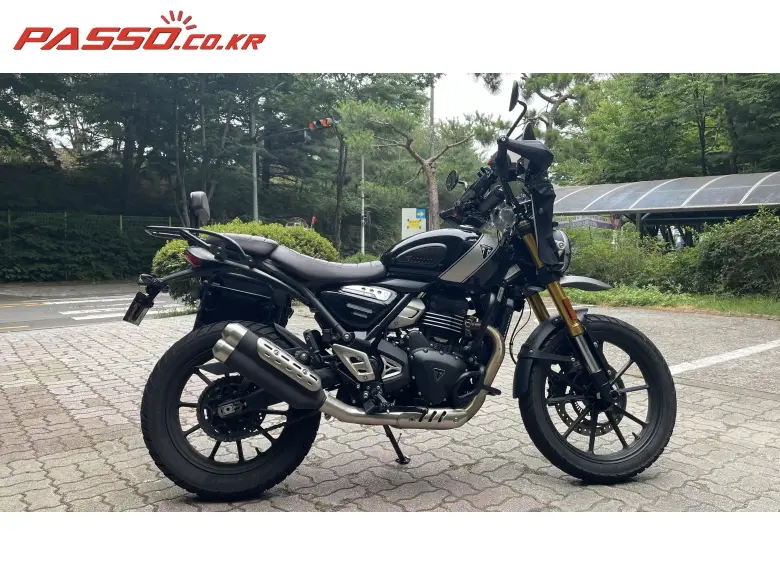 Triumph Scrambler 400 X