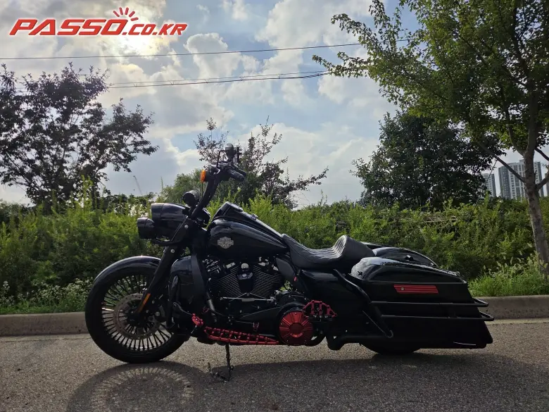 Harley-Davidson Road King Special