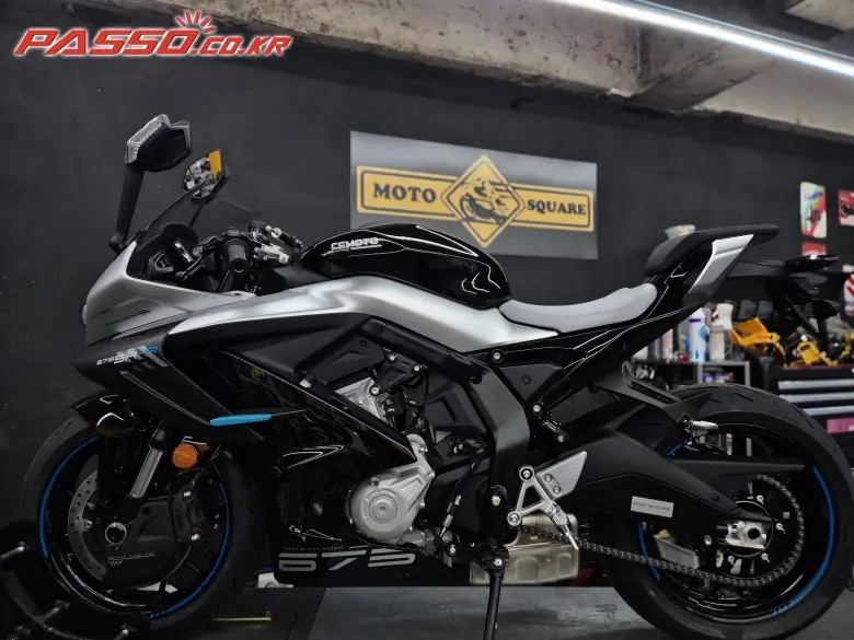 CFMoto 675 SR R