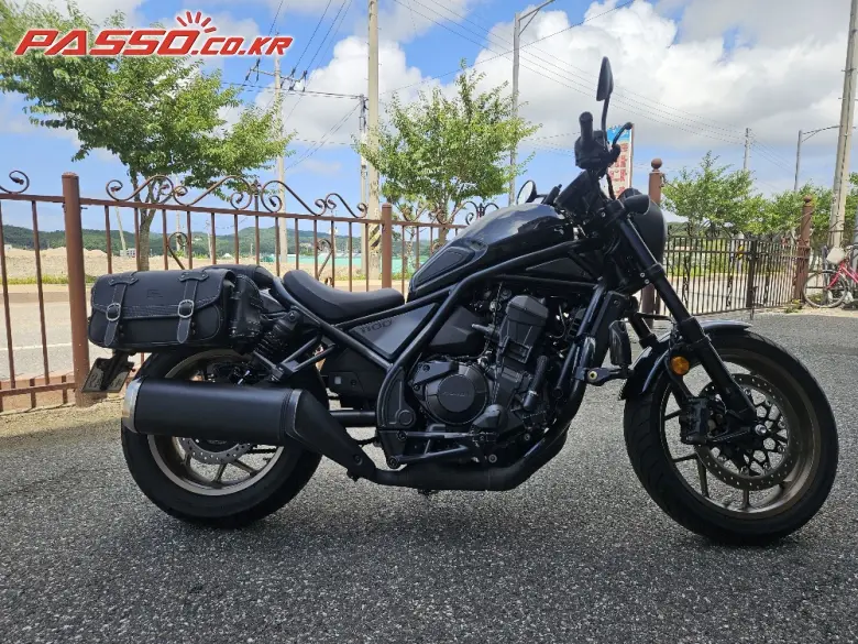 Honda Rebel 1100 MT