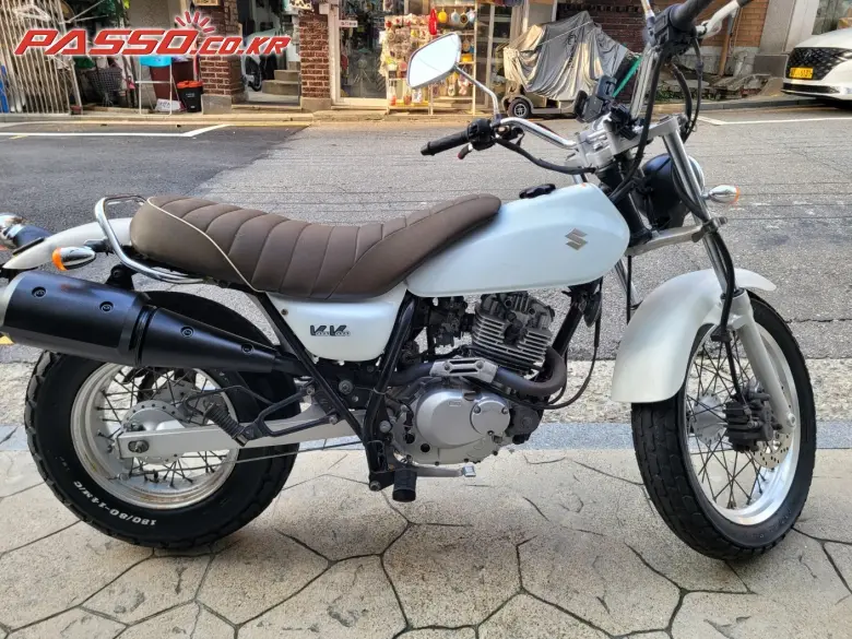 Suzuki VanVan 200