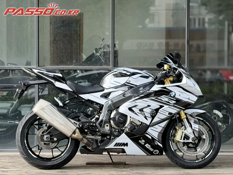 BMW S 1000 RR