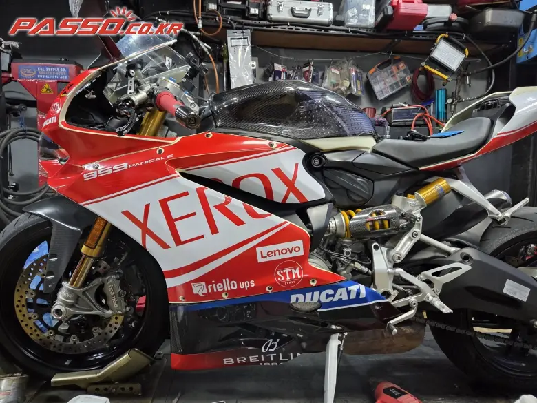 Ducati 959 Panigale CORSE