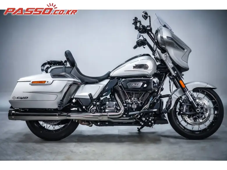 Harley-Davidson CVO Street Glide