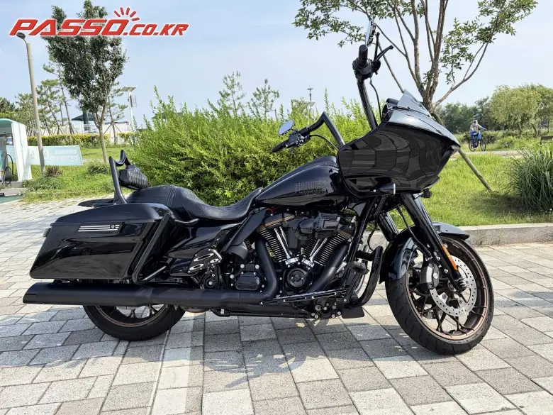 Harley-Davidson Road Glide ST