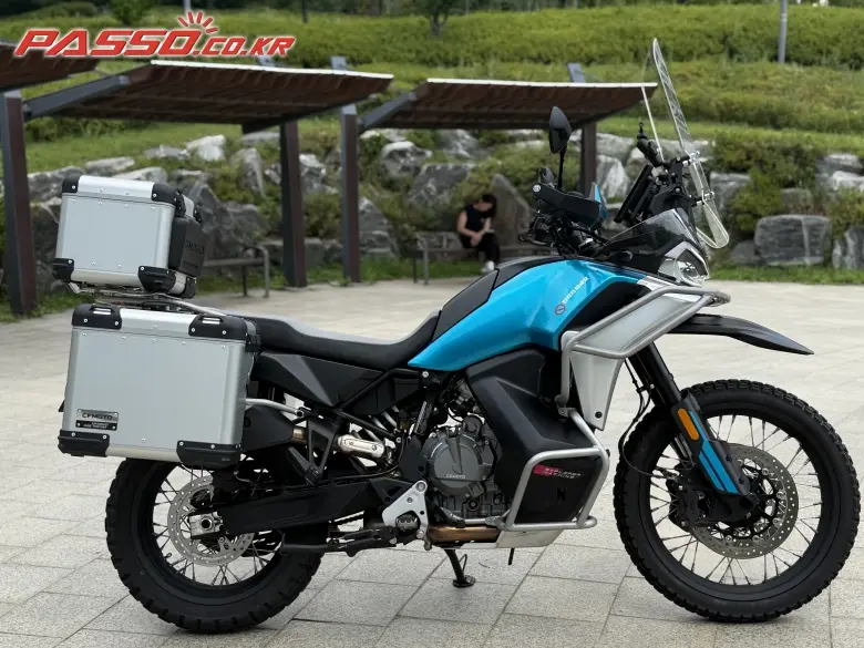 CFMoto 800 MT