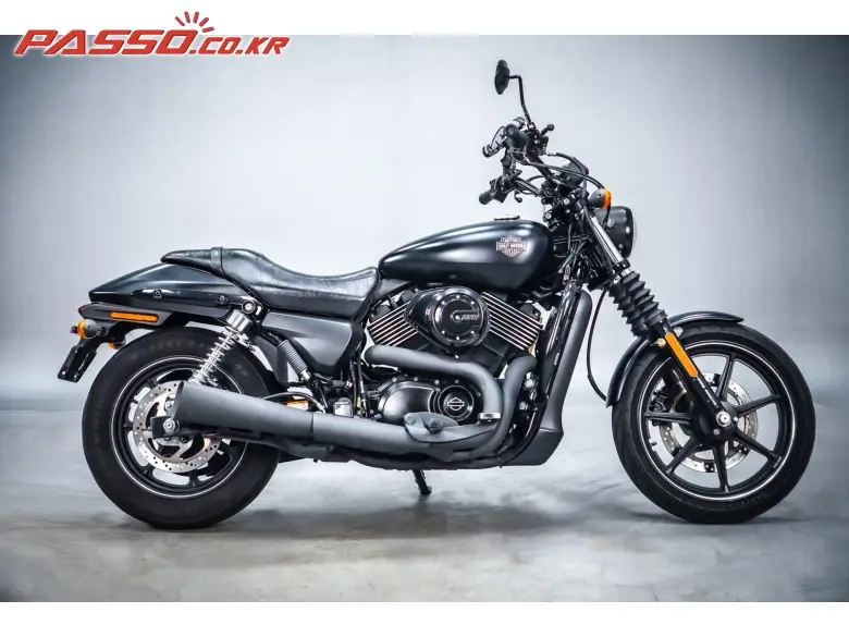 Harley-Davidson Street Rod