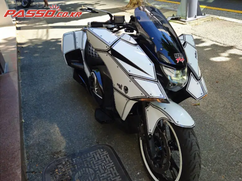 Honda NM4