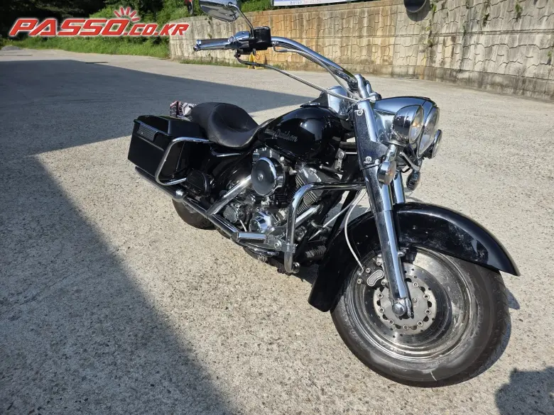 Harley-Davidson Road King Custom