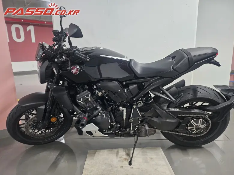 Honda CB 1000 R
