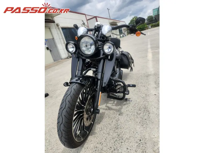 Harley-Davidson Softail Slim S
