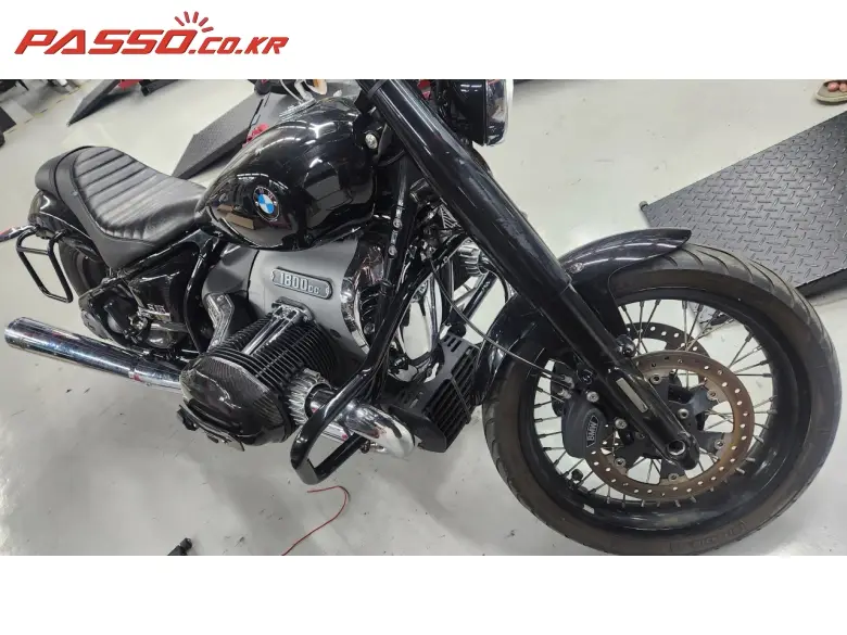 BMW R 18