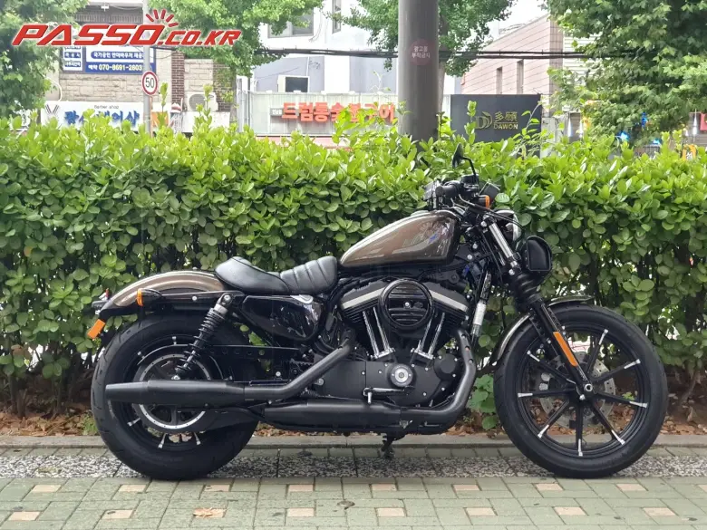 Harley-Davidson Iron 883