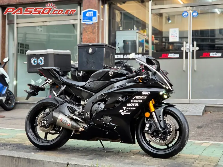 Yamaha YZF R6