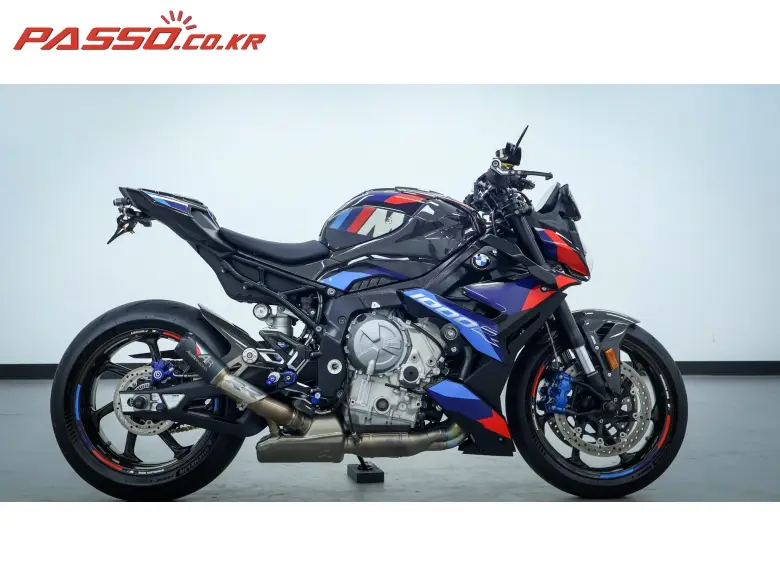BMW M 1000 R