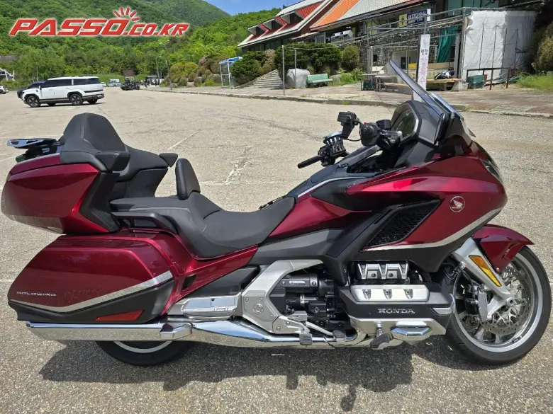 Honda Gold Wing Tour DCT Airbag