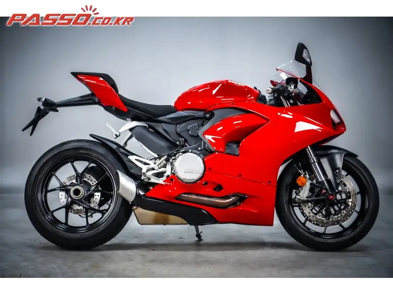 Ducati Panigale V2