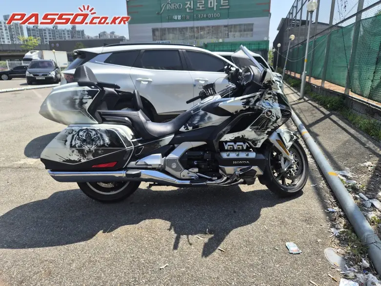 Honda Gold Wing Tour DCT Airbag