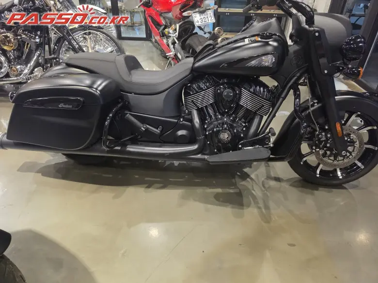 Indian Motorcycle Springfield Dark Horse