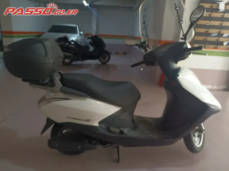 Honda SCR 110 α