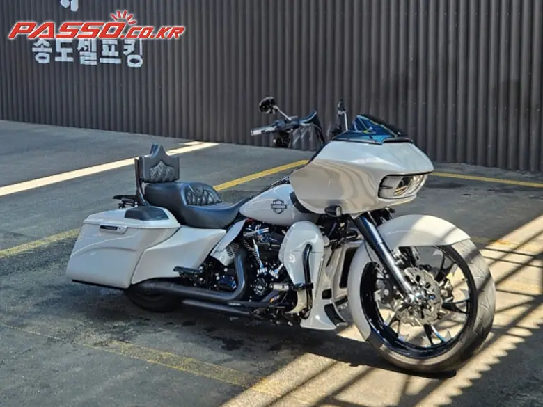Harley-Davidson Road Glide Custom