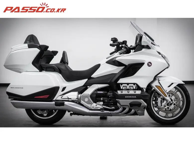 Honda Gold Wing Tour DCT Airbag
