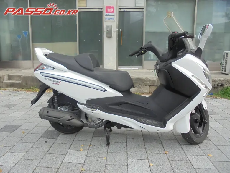 SYM Voyager 125 EVO