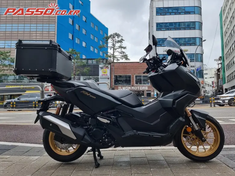 Honda ADV 350