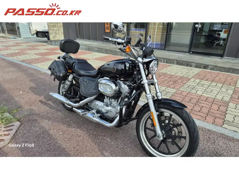 Harley-Davidson 883 SuperLow