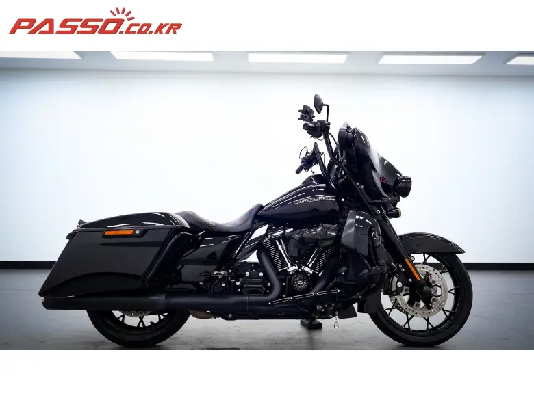 Harley-Davidson Street Glide Special