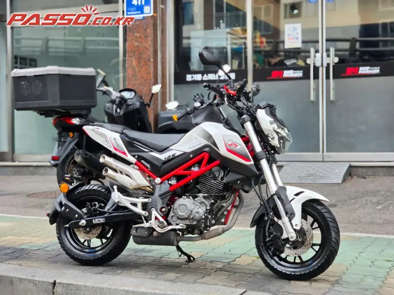 Benelli TNT 125