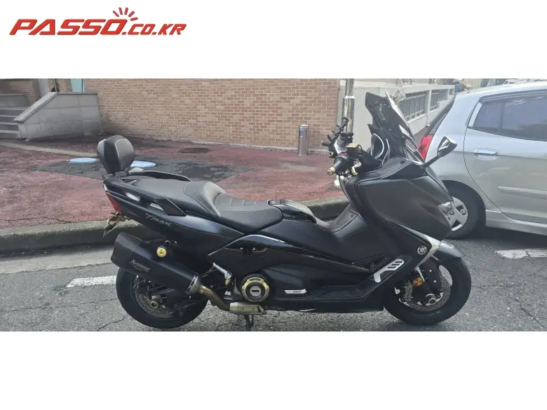 Yamaha TMAX DX