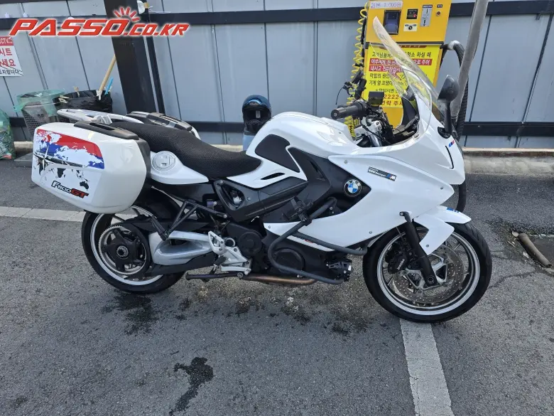 BMW F 800 GT