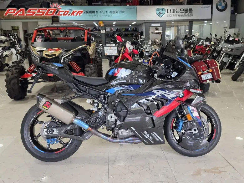 BMW M 1000 RR