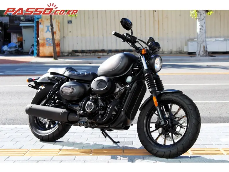 KR / S&T / Hyosung Aquila 300