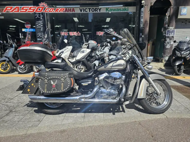 Honda Shadow 750