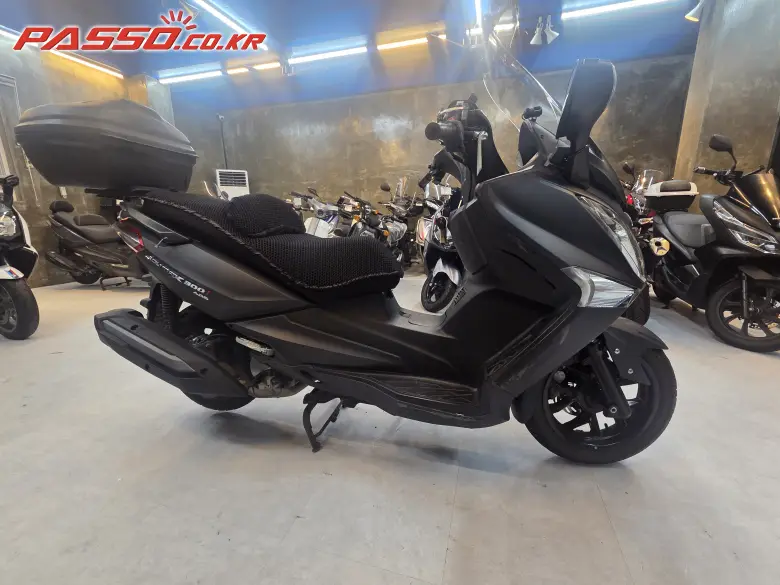 SYM Joymax 300 i