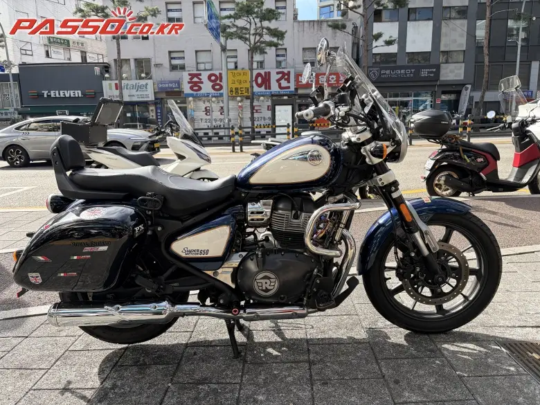 Royal Enfield Super Meteor 650
